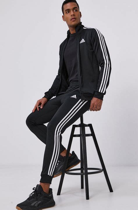 Teplákové soupravy adidas .